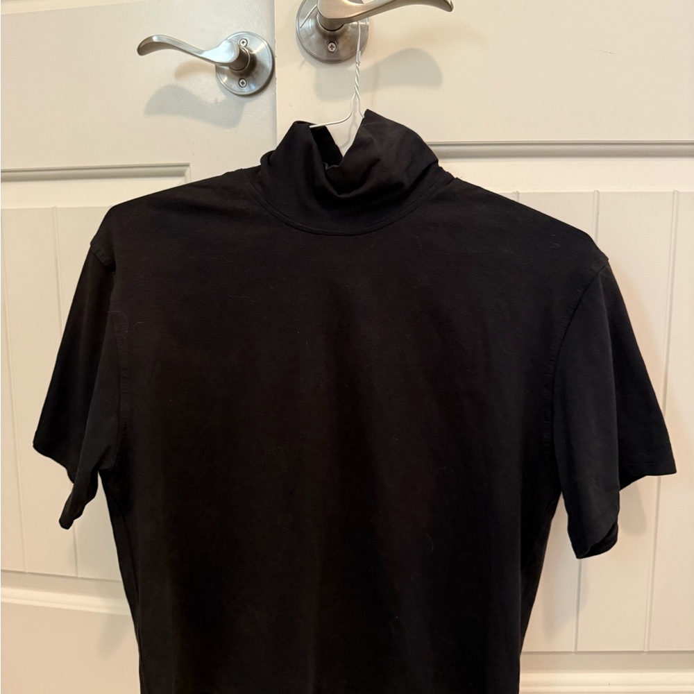 Black lulu mock neck Short Sleeve Top